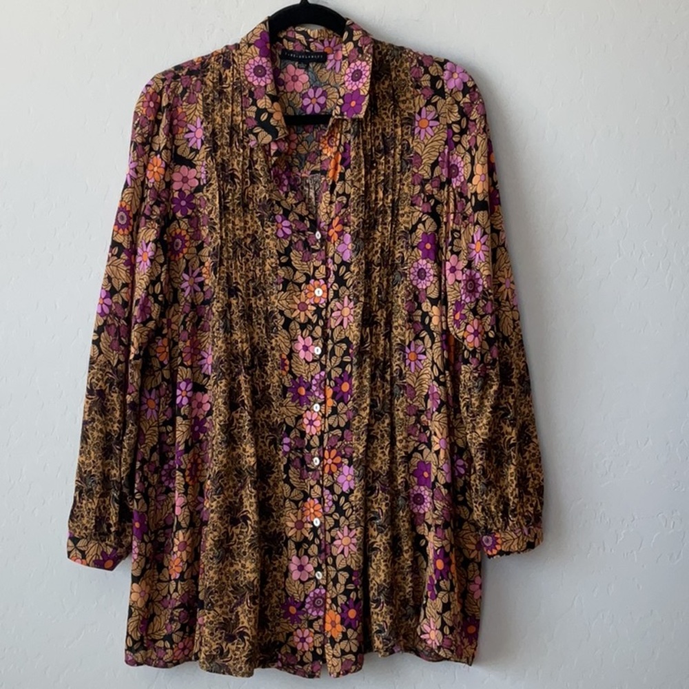 🌻 2/$8 Jane + Dealancey Tunic Top